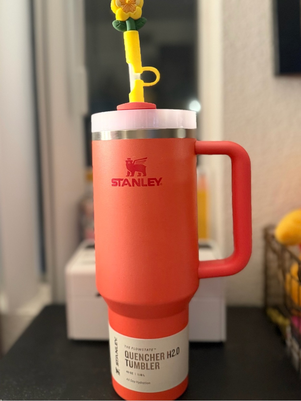 Stanley Coral Orange Quencher H2.0 Tumbler with Handle 40oz